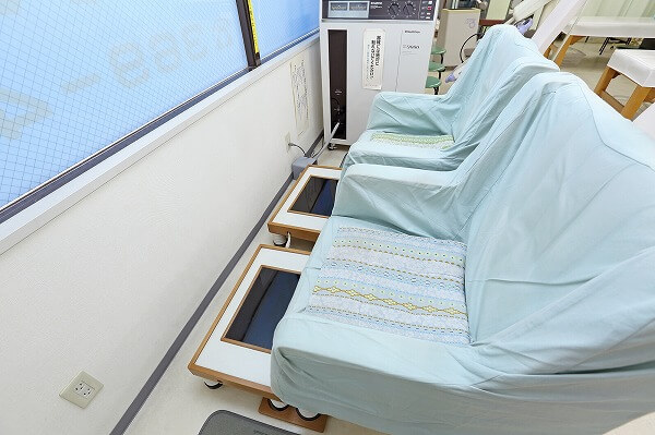 ヘルストロン（電位治療器）